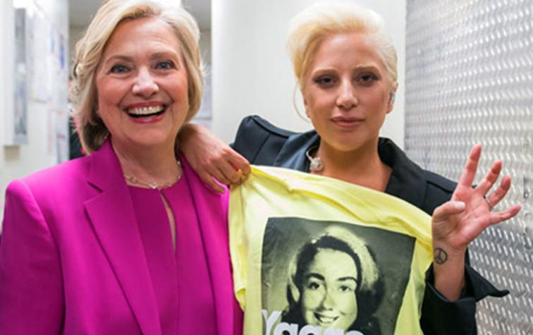 Lady Gaga fue acusada de disfrazarse de Nazi en discurso de Hillary Clinton