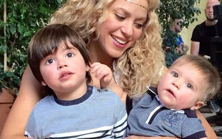 Shakira suspende actividades por enfermedad de su hijo