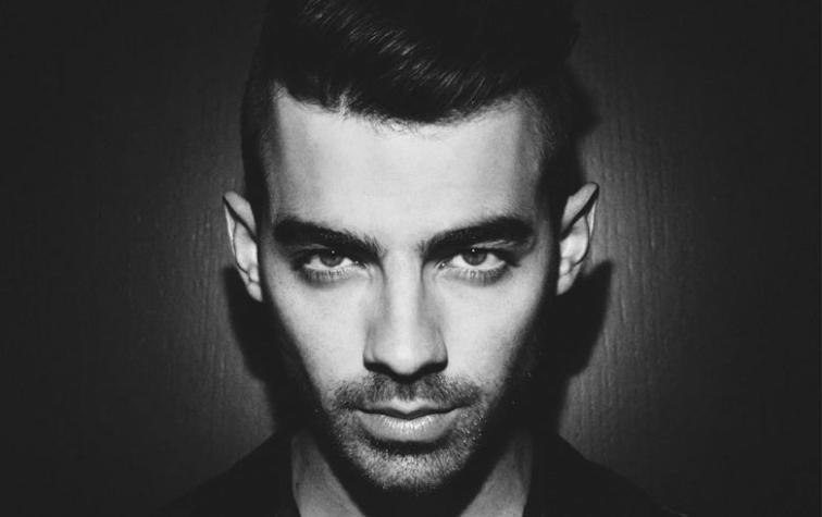 Joe Jonas confiesa que le gusta el sadomasoquismo 