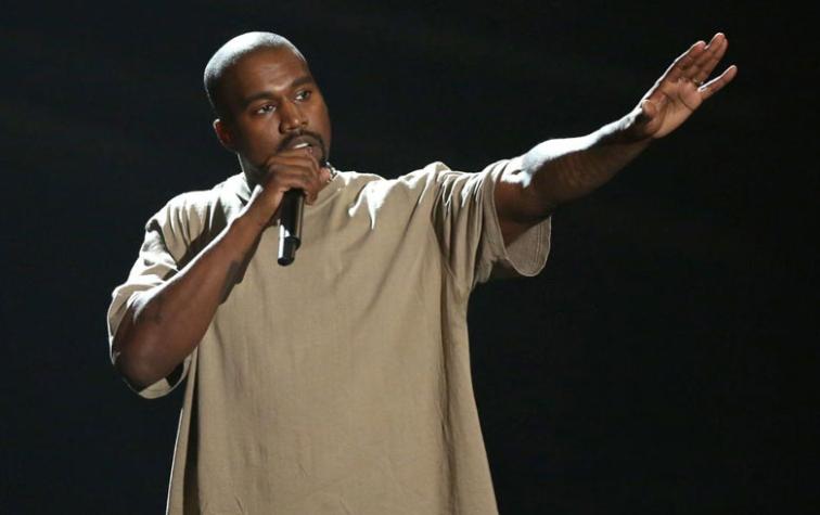 Kanye West fue internado de urgencia 