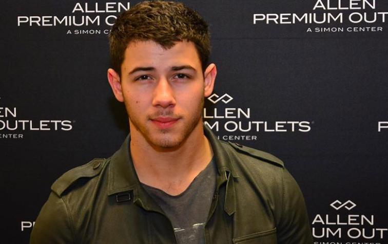 Nick Jonas por fin conoció a su sobrina