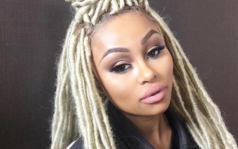 Blac Chyna sorprende en topless a semanas de ser madre