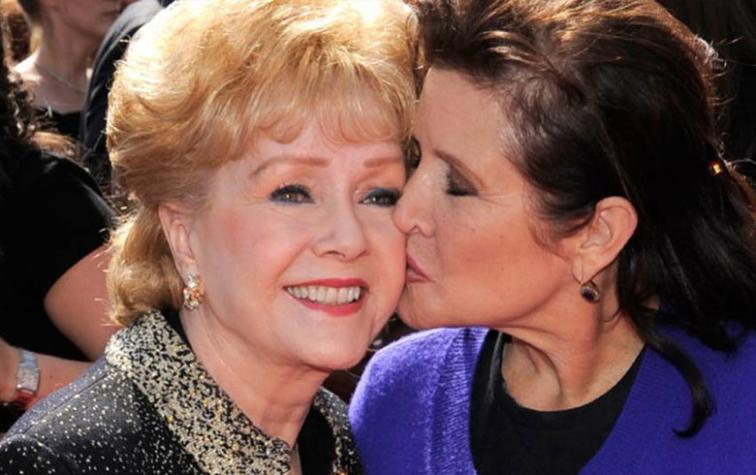 Debbie Reynolds fallece un día después que su hija Carrie Fisher