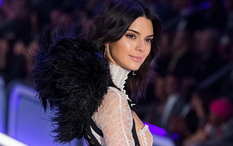 Los conjuntos que Kendall Jenner mostró en el Victoria's Secret Fashion Show