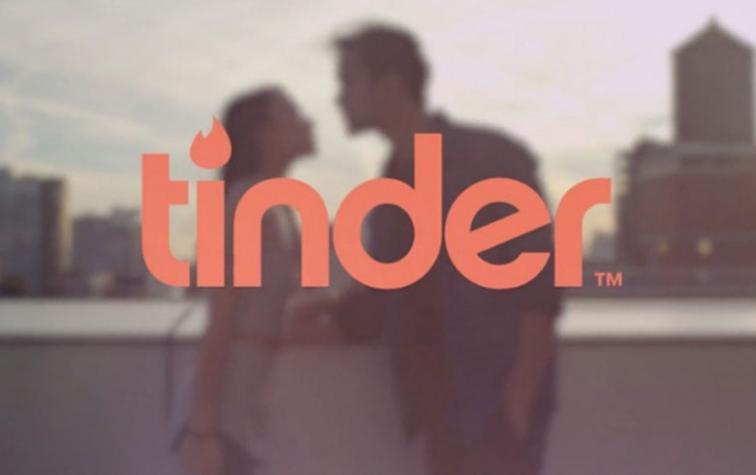 Los nombres que debes usar para tener éxito en Tinder