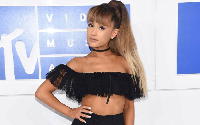 Ariana Grande alza la voz contra la cosificación de la mujer