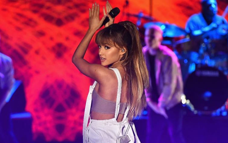 Ariana Grande es catalogada de egocéntrica por seguidores de Instagram