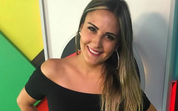 Mary Almazábar disfruta del verano en diminuto bikini