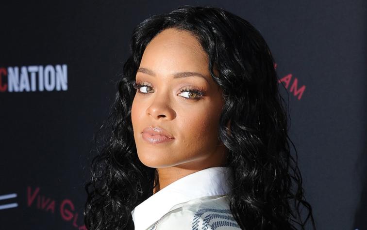 La obsesión de Rihanna por la prendas extra grandes