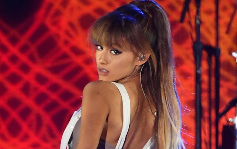 Prensa asegura que Ariana Grande está embarazada