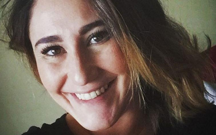 Belén Mora saluda a sus haters con foto en bikini