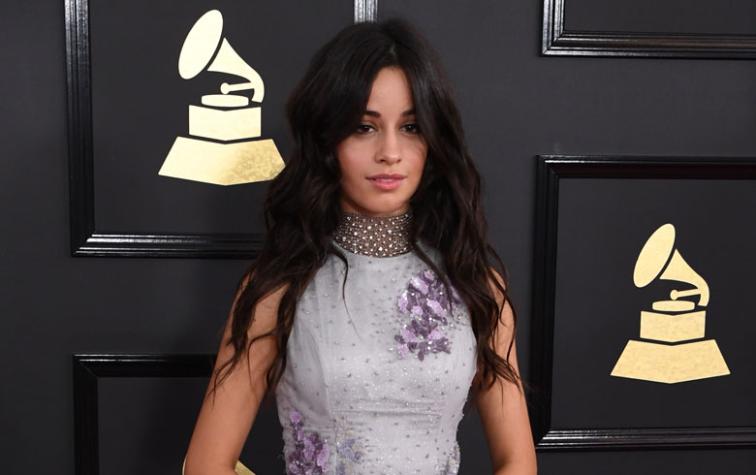 Camila Cabello se vistió de princesa para su debut como solista en la alfombra roja