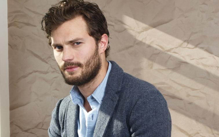 ¡Jamie Dornan se rapó al cero!