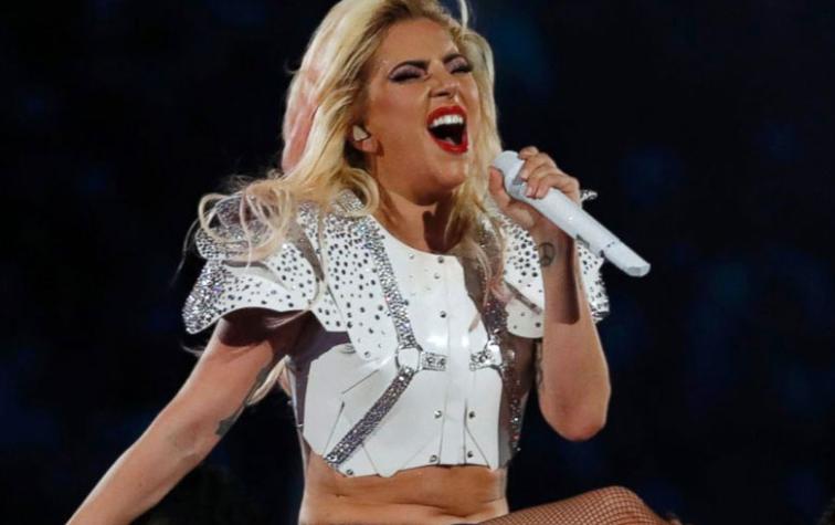 Lady Gaga responde a críticas por su figura en el Super Bowl