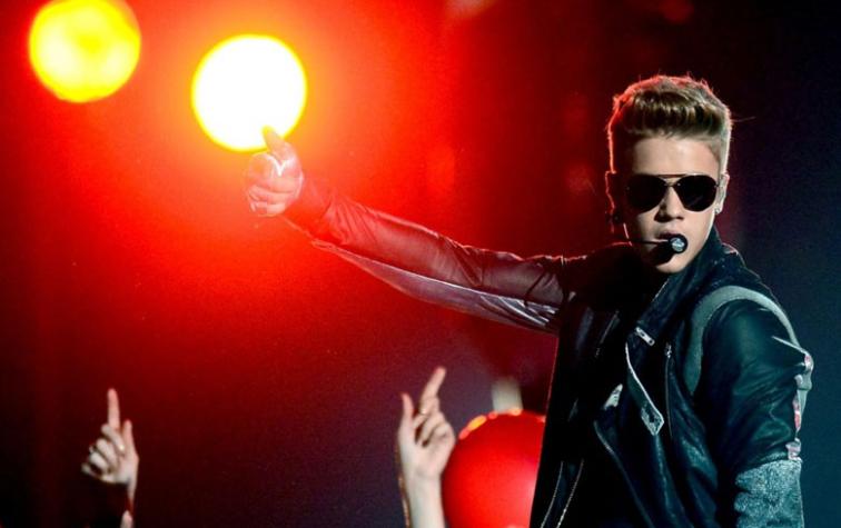 Imitador de Justin Bieber fue inculpado por pedofilia