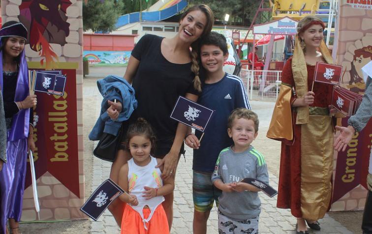 Famosas despidieron el verano con sus hijos en Mampato