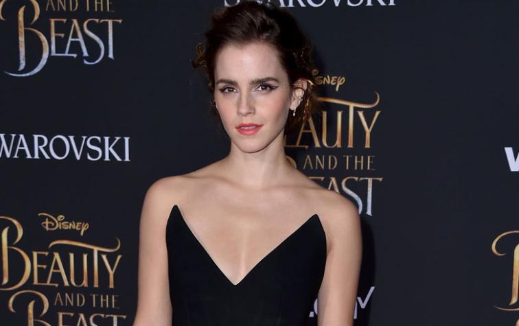 Emma Watson responde críticas tras posar semidesnuda 