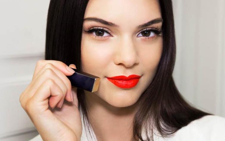 Kendall Jenner se muestra sin labial y aumenta rumores de intervención 