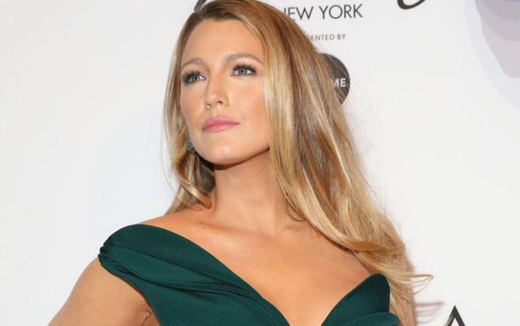 Blake Lively se puso mal genio con pregunta sobre su look