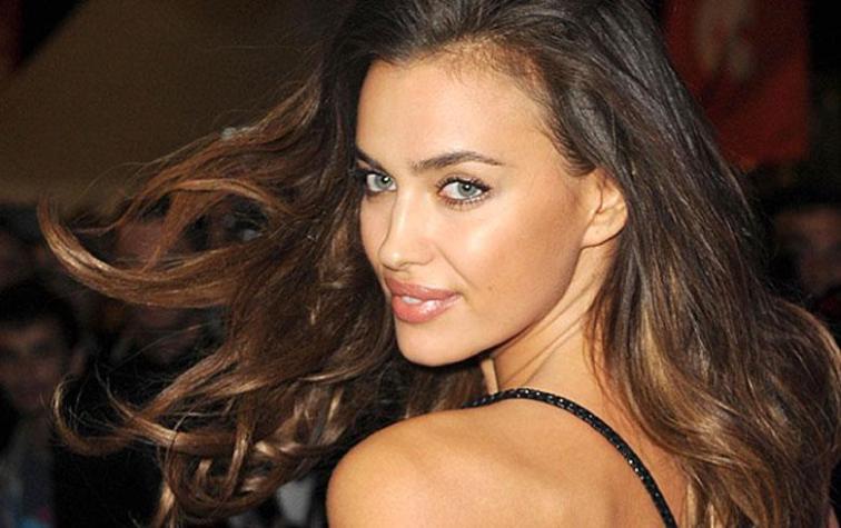 Irina Shayk muestra su figura en foto casual a menos de un mes de ser madre