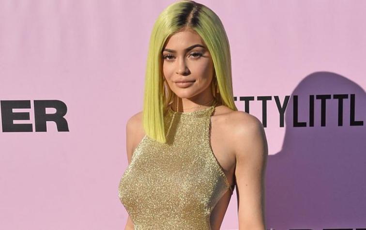 Más de 20 mil personas buscan el vestido que Kylie Jenner usó en Coachella