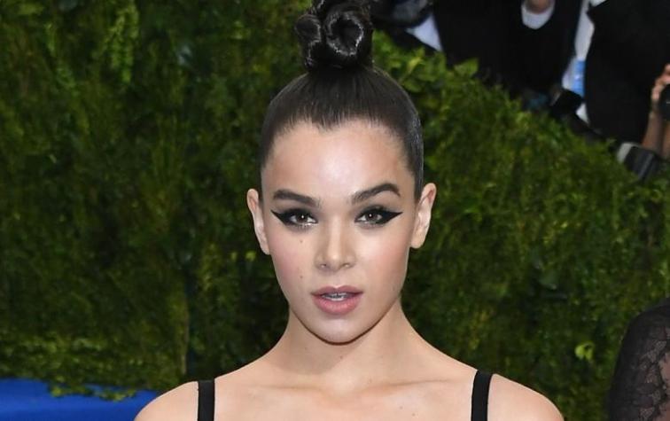Hailee Steinfeld habló de su relación con Justin Bieber