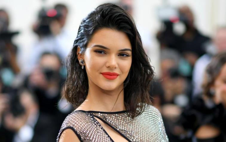 Romance de Kendall Jenner queda al descubierto en la gala del MET