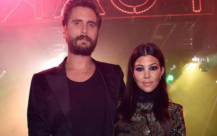 Scott Disick dio la cara en la mansión Kardashian y reconoció adicción al sexo