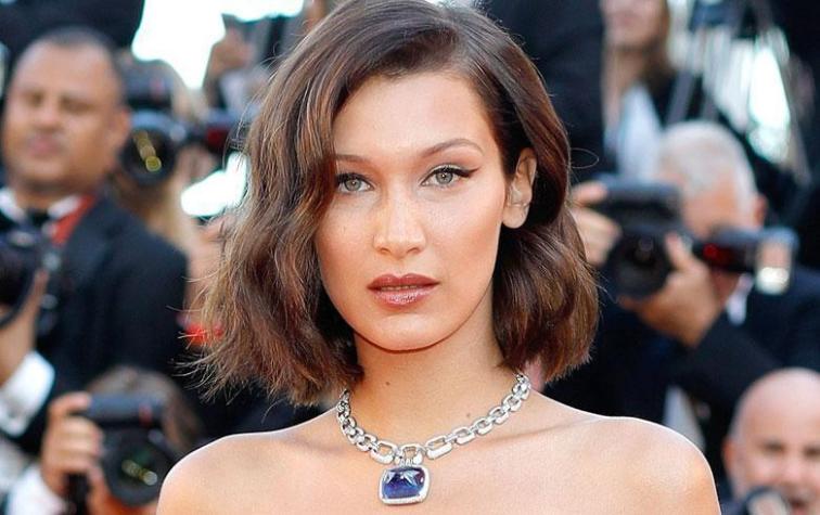 El braless otoñal de Bella Hadid