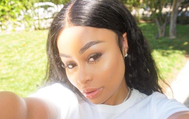 Blac Chyna libera el pezón con distintiva polera