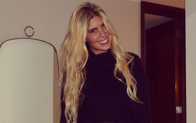 Cote López bromea con la forma de dormir de su pequeño Jesús