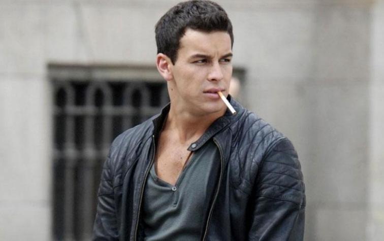 Mario Casas impacta con foto de sus tonificados hermanos