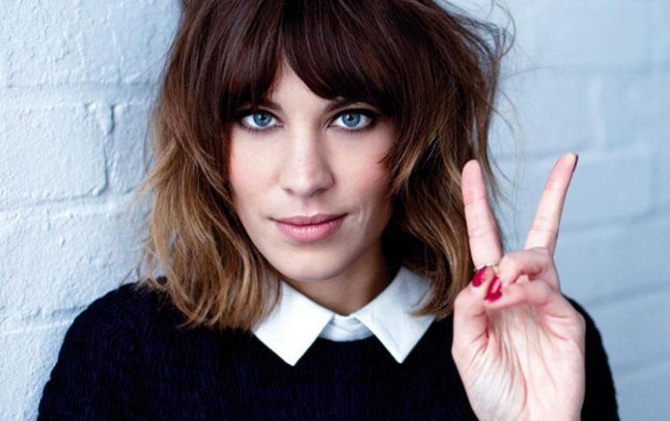 El topless de Alexa Chung, la it girl del momento