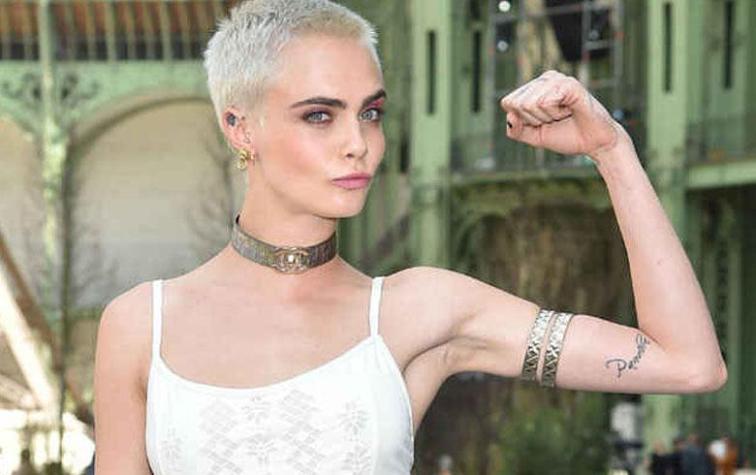 El look futurista con el que Cara Delevingne se despide del cabello rapado