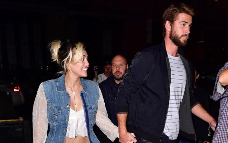 Miley Cyrus compartió una foto de su primer beso con Liam Hemsworth