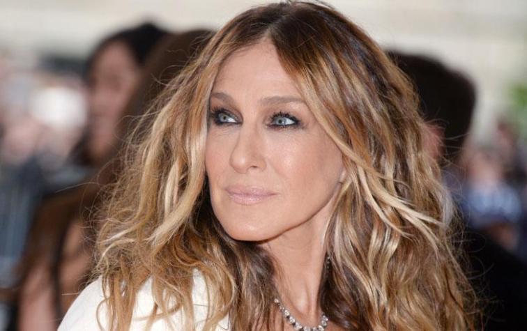 Sarah Jessica Parker estrenó platinada melena bob