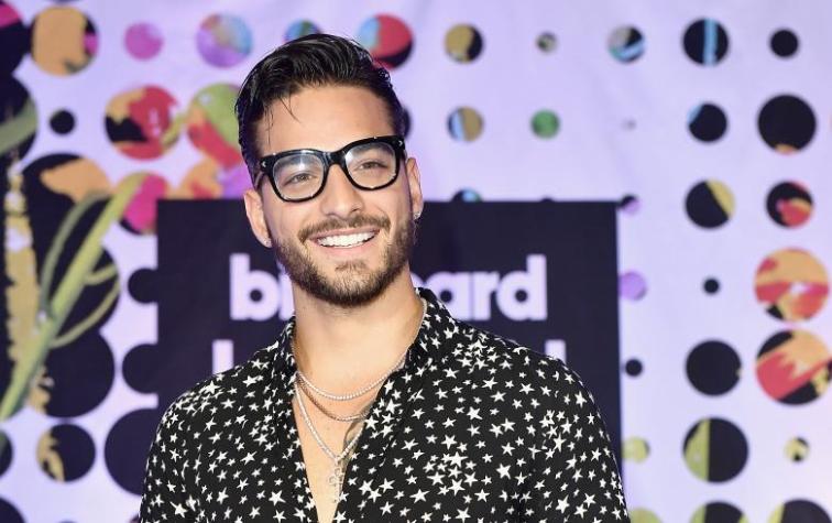 Captan a Maluma besando a conocida actriz mexicana