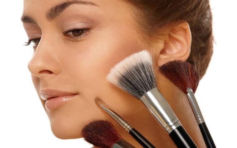 Guía de uso: Todo lo que tienes que saber sobre accesorios de maquillaje