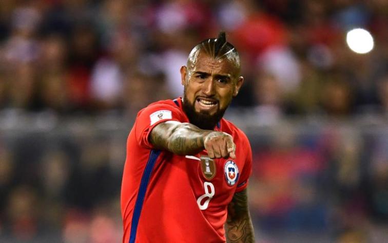 La furia de Arturo Vidal tras protagonizar autogol en partido contra Paraguay