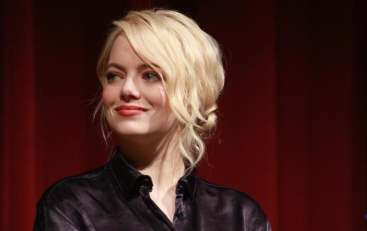 Emma Stone olvida a Andrew Garfield con reconocido comediante