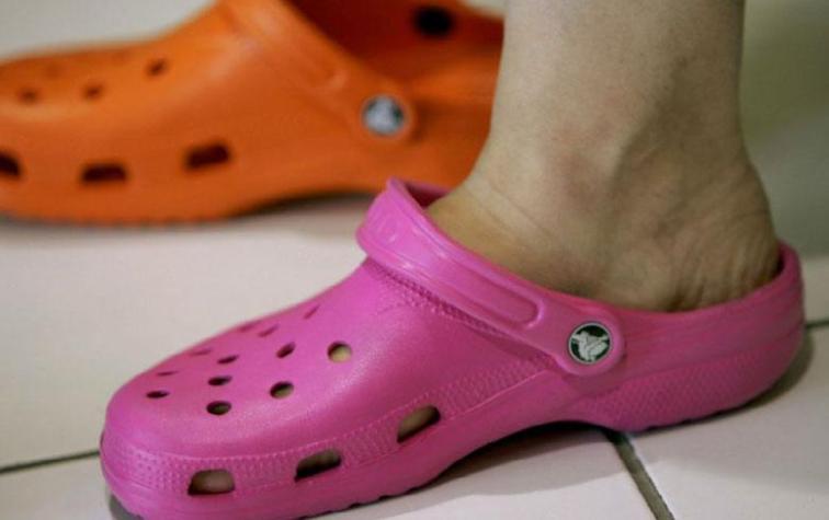 Los peculiares crocs que se robaron la atención en la PFW