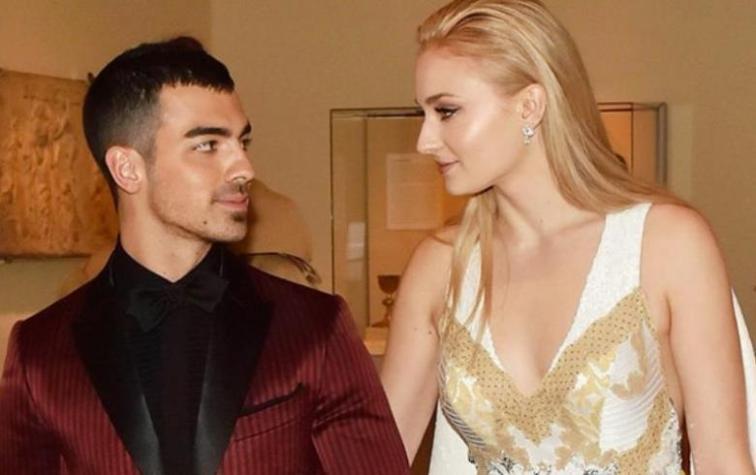 Joe Jonas anuncia compromiso de boda con Sophie Turner