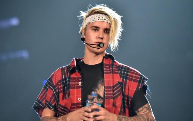 Justin Bieber llevó a su nueva novia a la iglesia 