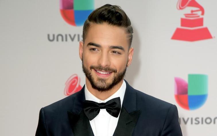  Maluma besa a su tía en la boca y las redes sociales enloquecen