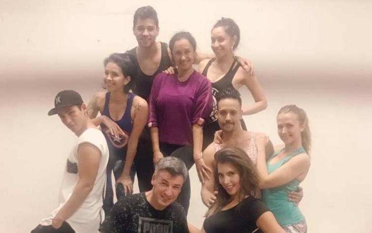 Chocan automóvil que transportaba a participantes de la Vedetón