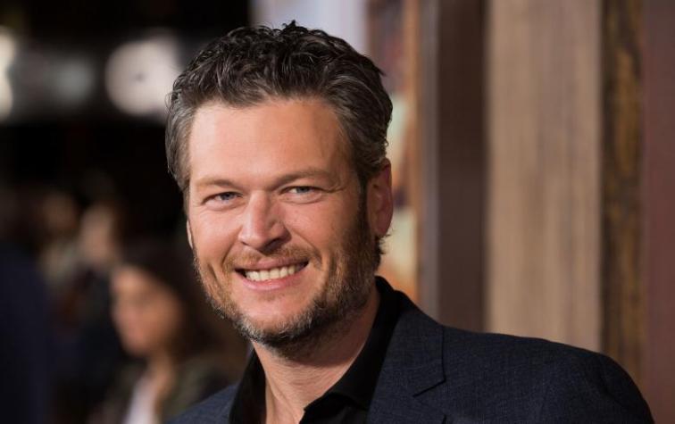 Blake Shelton fue elegido como el hombre más sexy del año