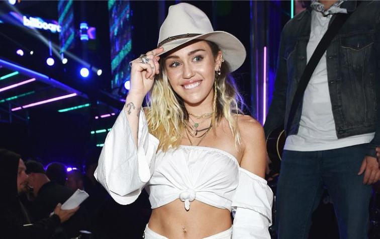 ¿Está embarazada? Miley Cyrus hizo enloquecer a sus fans con una sola foto