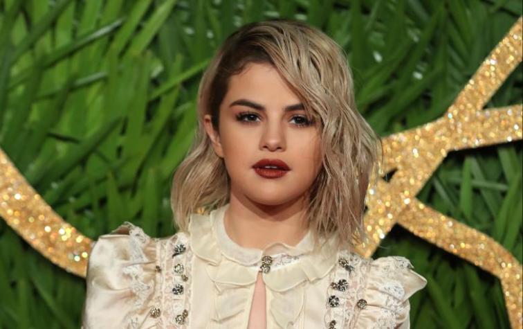 Selena Gomez deslumbra con 6 looks en un día