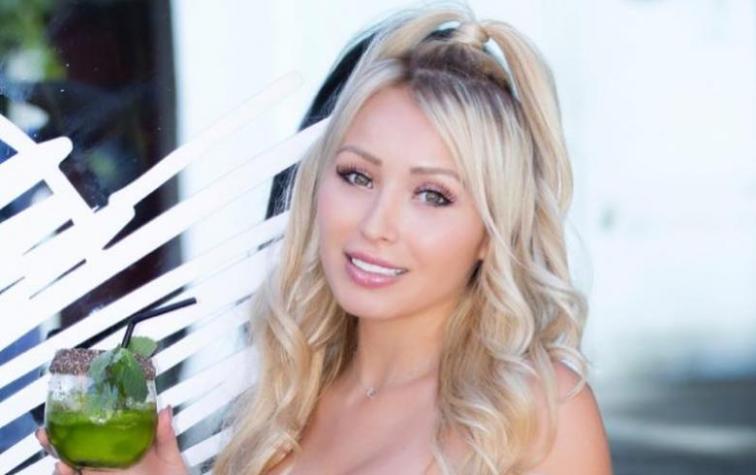 Sexy y elegante: Daniella Chávez se la juega con enterito en evento