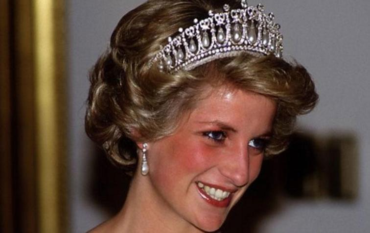 Captan a Kate Middleton embarazada y usando la tiara favorita de Diana de Gales